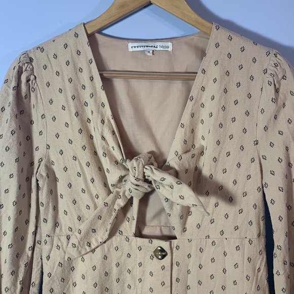 ANTHROPOLOGIE ENGLISH FACTORY FRONT KNOT BUTTON MIDI DRESS SMALL TAN FLANNEL - Picture 5 of 12